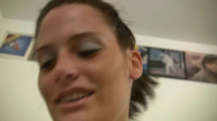 Injoy X: Nádherná sexy latina brousí na sugardaddyho péru, dokud se neudělá