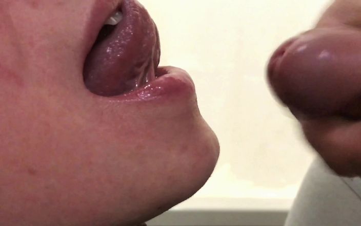 Anna Shpilman: Cumshot in Mouth Close up