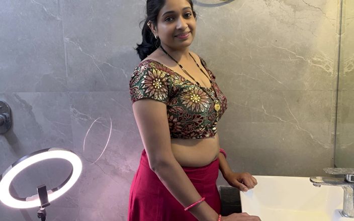 FantacyCouple: सौतेली मम्मी सौतेले बेटे के साथ बाथरूम में वॉशबेसिन में चुदाई कर रही है
