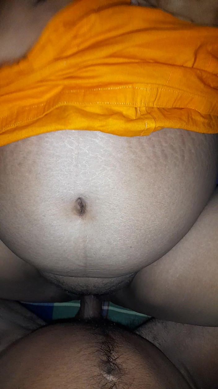 Md Ashik Ahmed: 오늘 마누라를 가슴으로 따먹어.