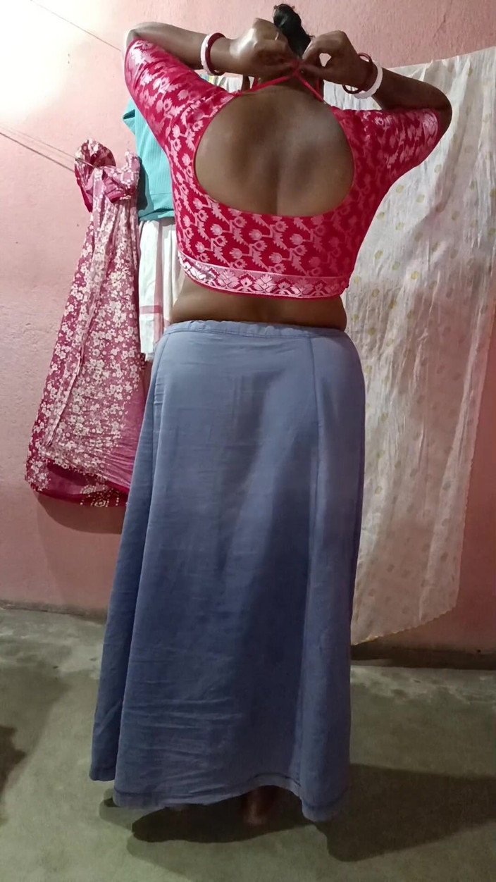 Pakhi0705: Hintli Bengalli evli kadın günlük yaşam tarzı sfw 2