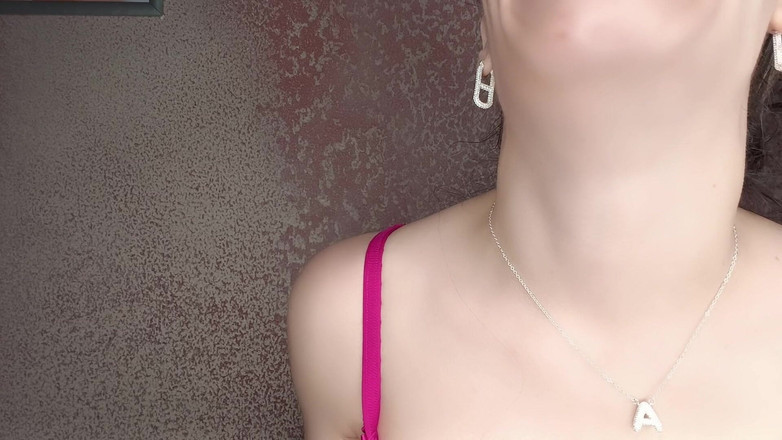 annikarain: 顔射精がダンサーの成長を引き起こす