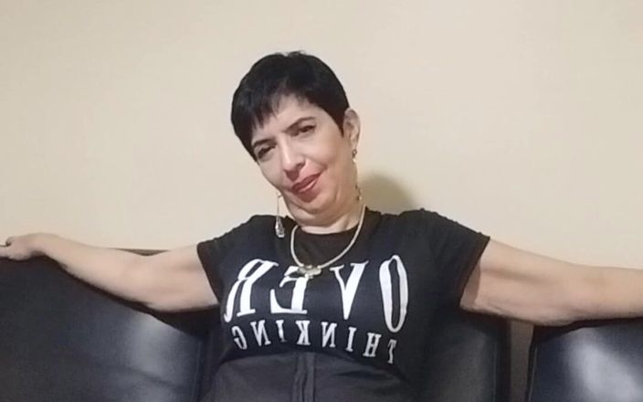 MaturecoupleVe: Мой муж хорошо трахает меня, чтобы закончить празднование Рождества