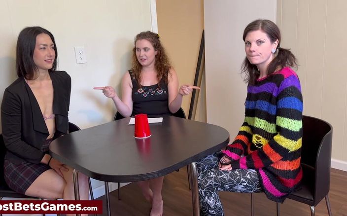 Lost Bets Games: Simon Says with Isabelle, Caralyne &amp;amp; Liss!