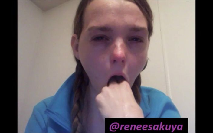 Renee Sakuya: Gagging on Fingers