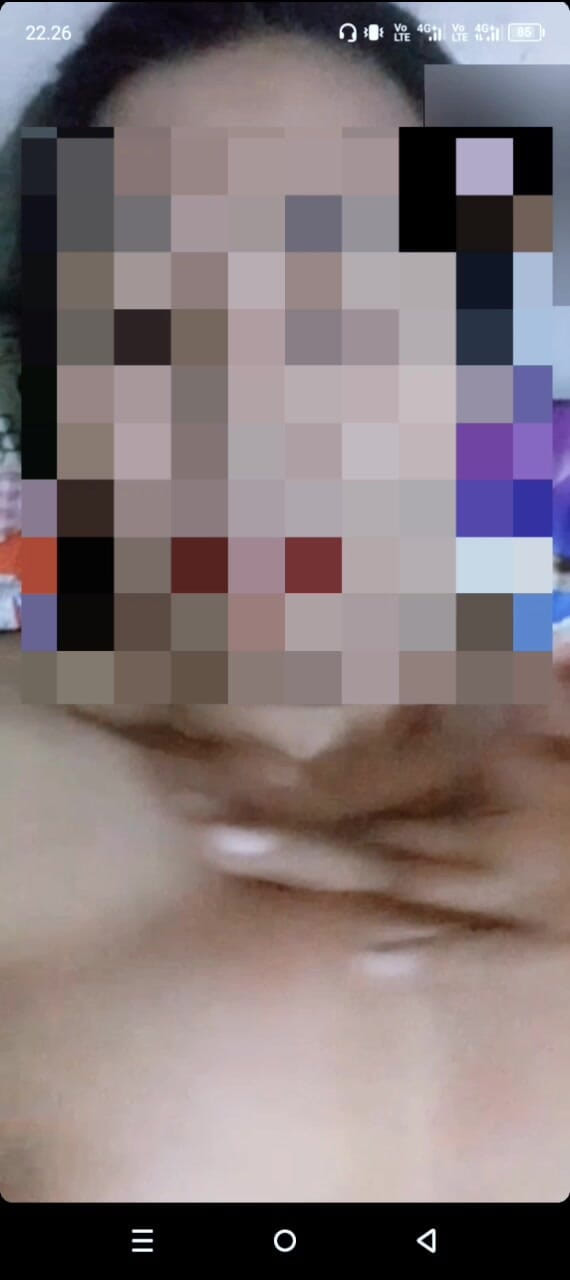 Astriana88: “我没想到！邻居的妻子趁老公不在的时候发了的vc - 脸色模糊，但身体很热辣！