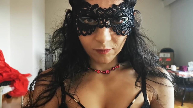Kitty Dancer: Vixen en cuir masqué danse taquine, jeu de fouet et...