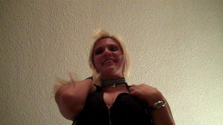 Cryptostudios: Tabitha giantess 121