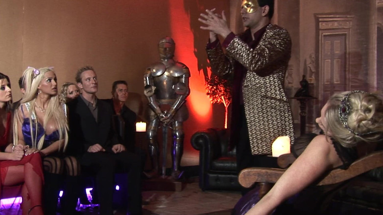 The Window of Sex: अधोवस्त्र में बड़े स्तनों वाली रसीली तीन लोगों वाली चुदाई दृश्य-1_orgy वीर्य शॉट साझा करना