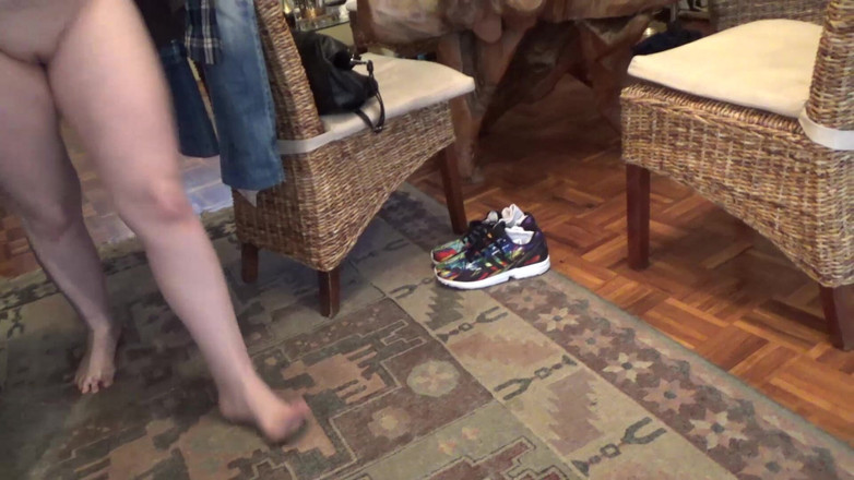 King Of Amateur: Наказание пениса