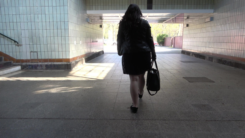 German amateur - 100% German hardcore videos: Fat German Slut Loves Pissing in Public