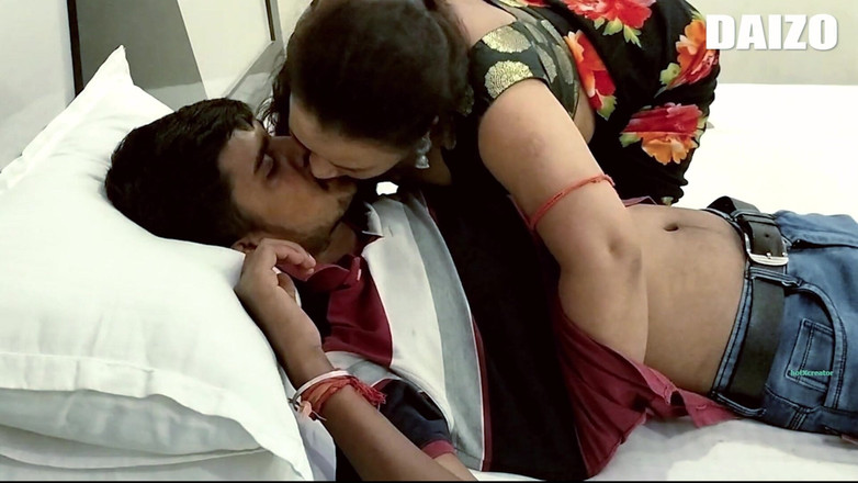 Daizo Premium: Ehefrau mit bestem freund hotel-sex-hardcore teilen