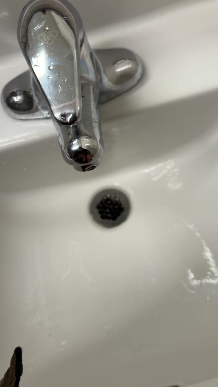 Tatted Daddy: Público, pia, mijo