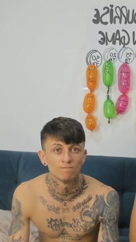 Para seks tańczy i blowjon w kamerze