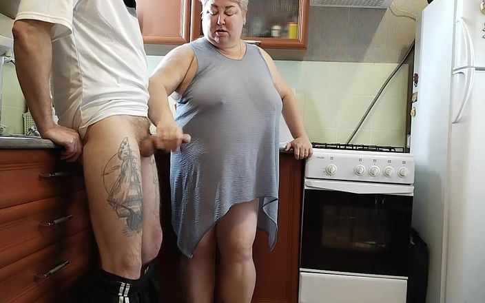 Sweet July: in the morning, in the kitchen, a fat woman masturbates...