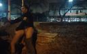 Active Couple Arg: 女の子は屋外でクソと警察に捕まった路上で裸を点滅