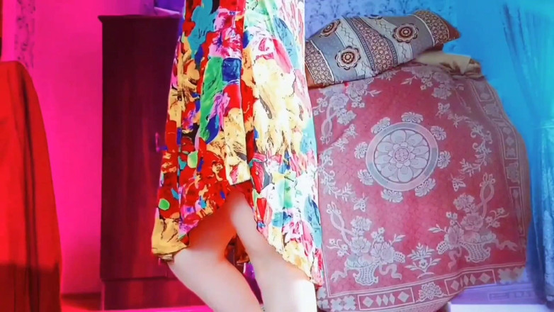 Kitty_Cross: क्रॉप टॉप, क्रॉप सब कुछ