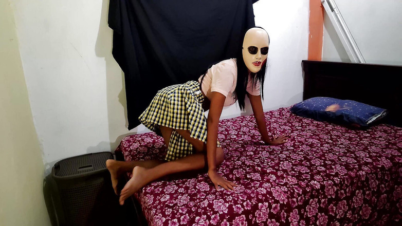 Martin13: Tôi làm cho nội dung người lớn khi cha dượng...