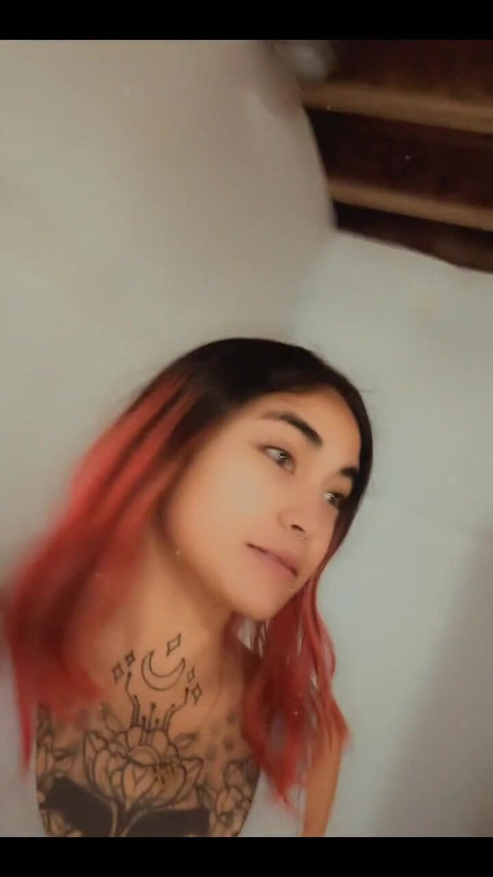 lilRavenFox: Nový dům právě upadl
