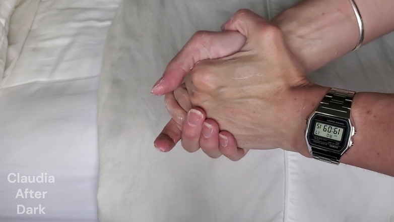 Claudia Kink: Ręczne fetysz tarcie i balsamowanie