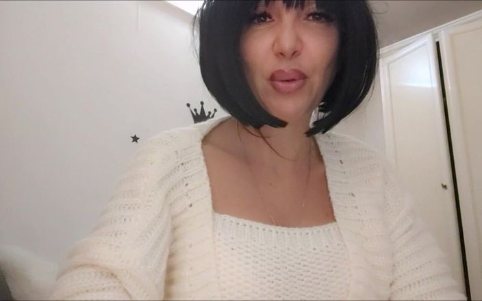 savannahamatoriale: ミストレスホットでセクシーだけど汚い話者