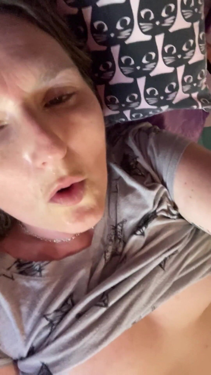 MistressWriggler: First Orgasm in Weeks!