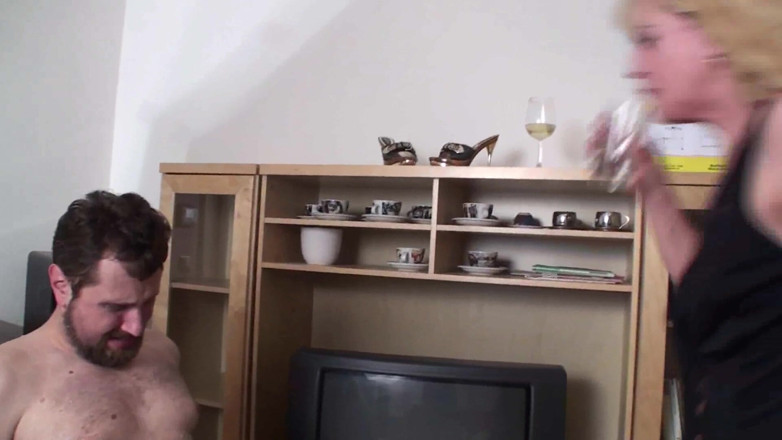 Femdom Austria: Andrea spitting on Joschi