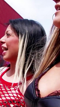 Old vacationer filmed in a hot threesome with sexy girls on the beach