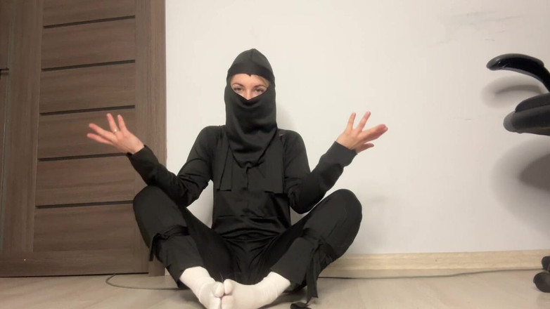 Misty Phoenix: Cikgu Mengajar Ninja Cara Bersantai Yang Berbeza