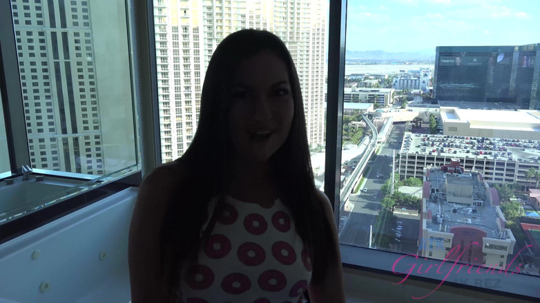 ATK Fans (Girlfriends): Virtual vacation with hot chick