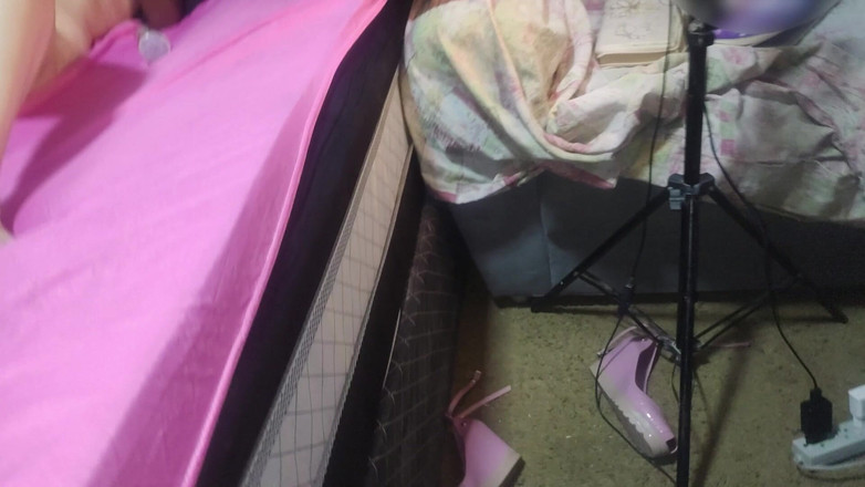 Cuckold Couple Swing: Menumbuk pelacur hotwife yang dia minta untuk lebih banyak batang