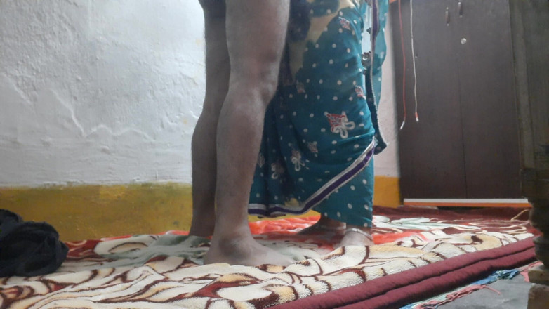 Busty Banuu: Percintaan panas dengan pembantu rumah muda