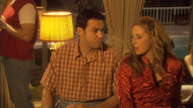 Hot Girlz: Seductive slut fucks in the restaurant with big cock guy