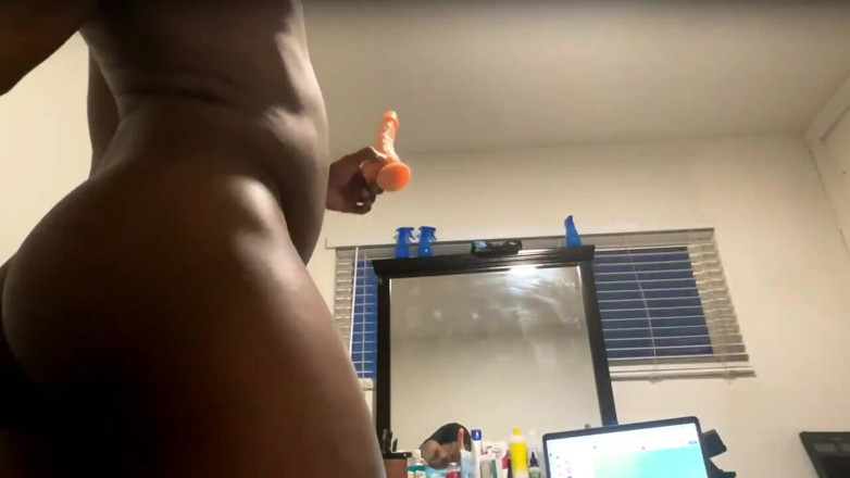 Emperor Kai Da God King: Black Ass Melts Fast with White Dildo Warmth
