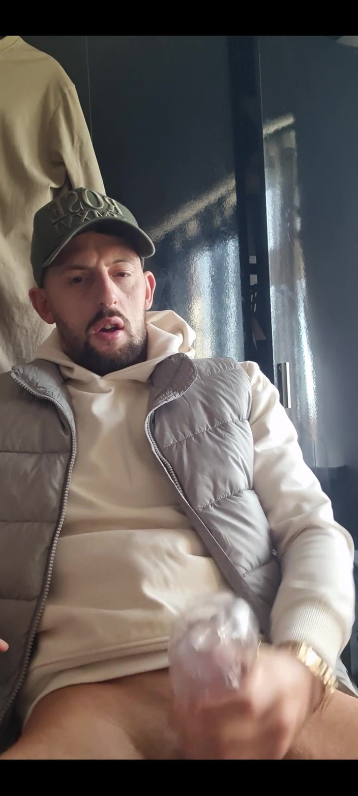 Englishtom20vip: Lồn túi bị đút