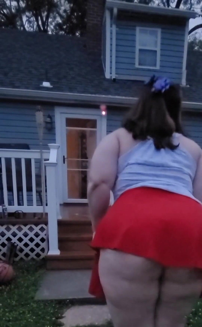 KinkyKatie: Tôi là một loại trêu chọc tổng số