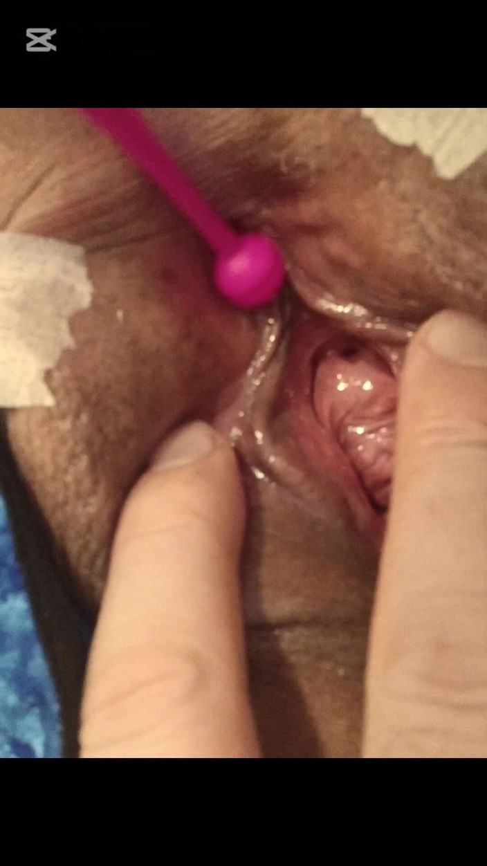 Whispering man: Rosa klitoris leksak