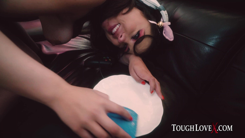 ToughLoveX: Toughlovex. Gamer girl Nicole Sage gets disciplined