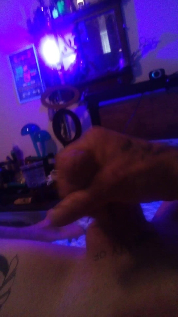 joey8889: Aiutami a venire