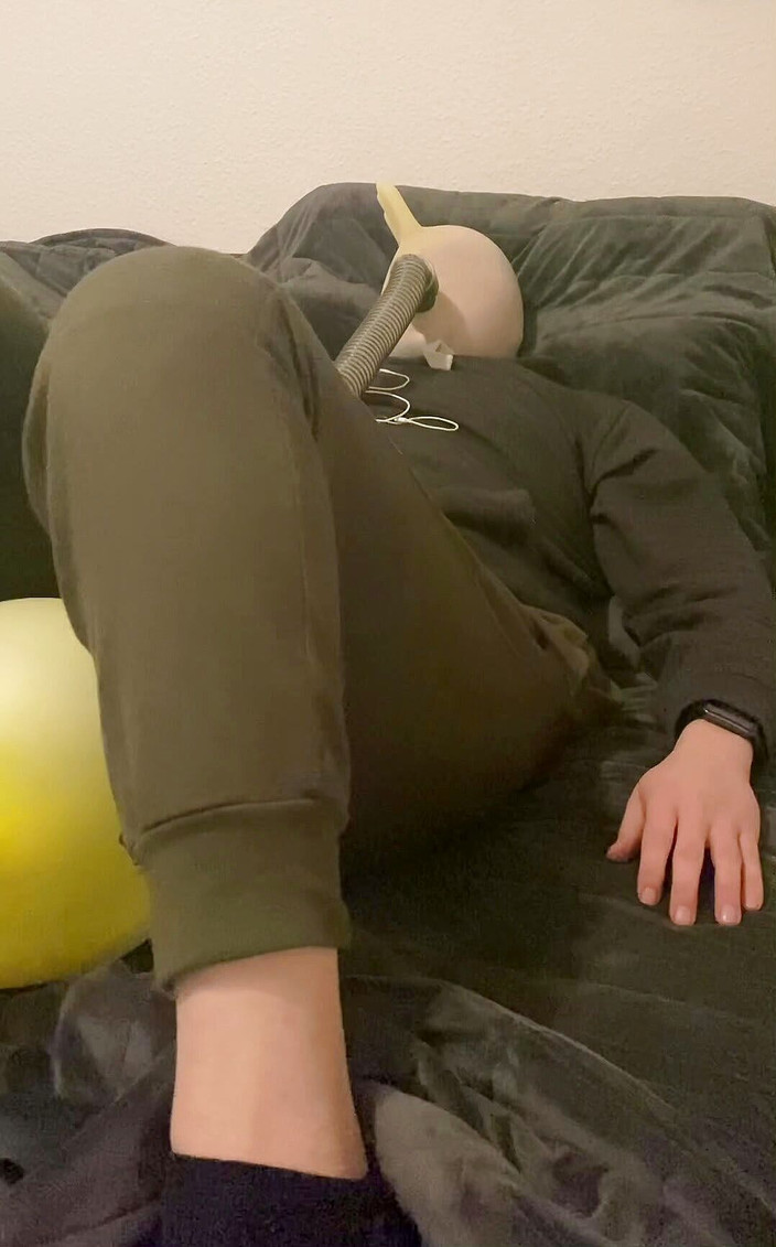 ButHoleDildoLover: rebreathalyzer 由butholedildolover