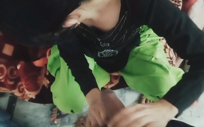Sexysavita21: Fată sexy desi studentă