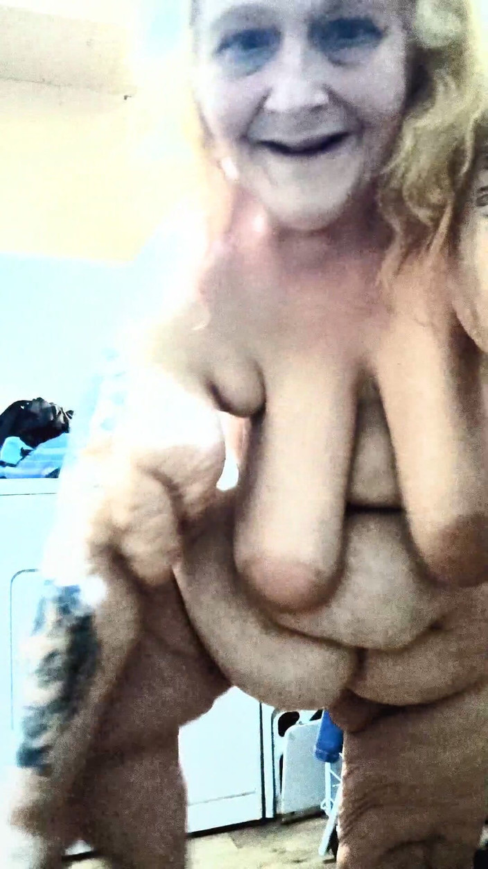 HerculesnVENUS: Seninle yeni bir şeyler denemek istediğimi söyledi ve sonra oldu