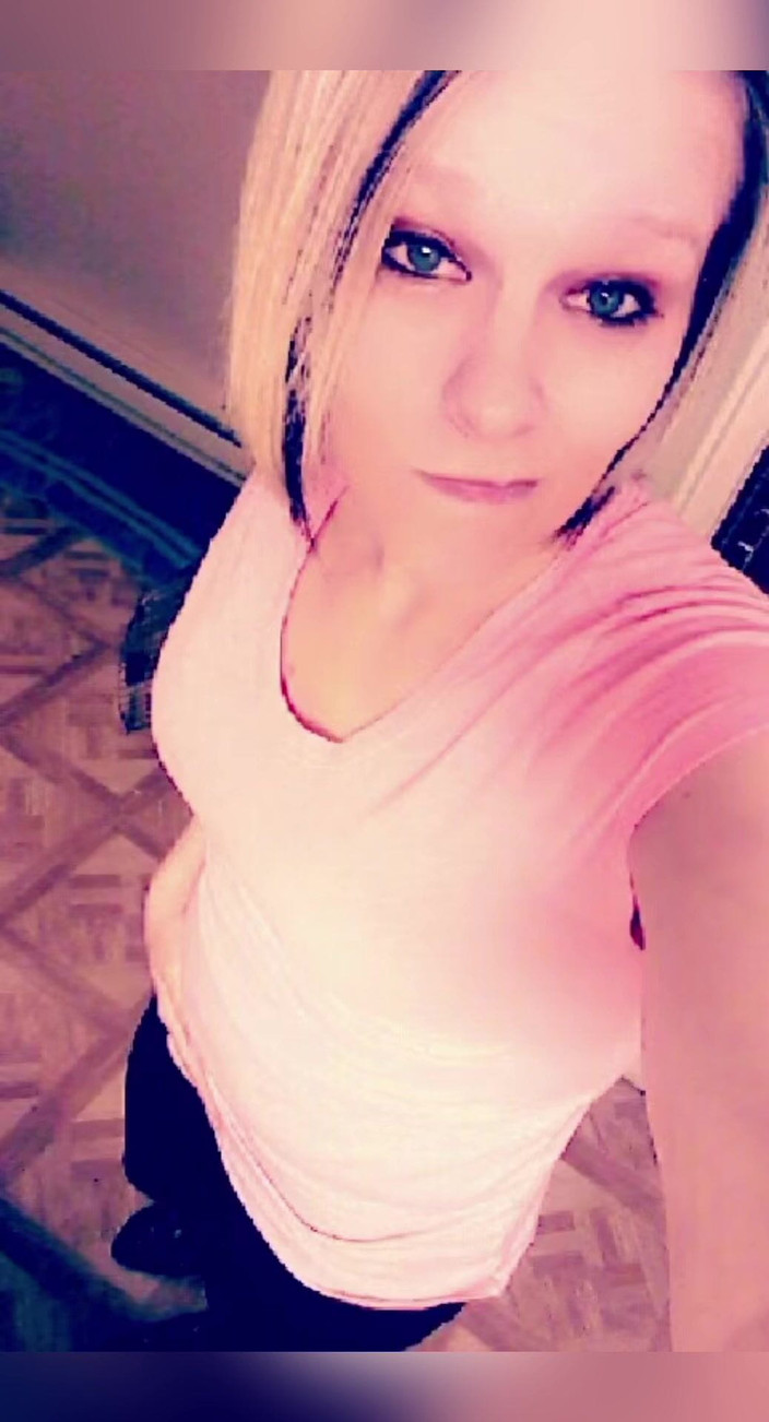 cum2mybeautifulwife3: Cumslut manželka má volnou zničenou kundičku rozevřenou