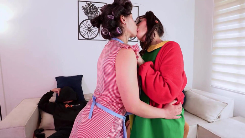 Fred_Nunexx: Rule 34 I Fulfill My Fantasy of Fucking in the Neighborhood...