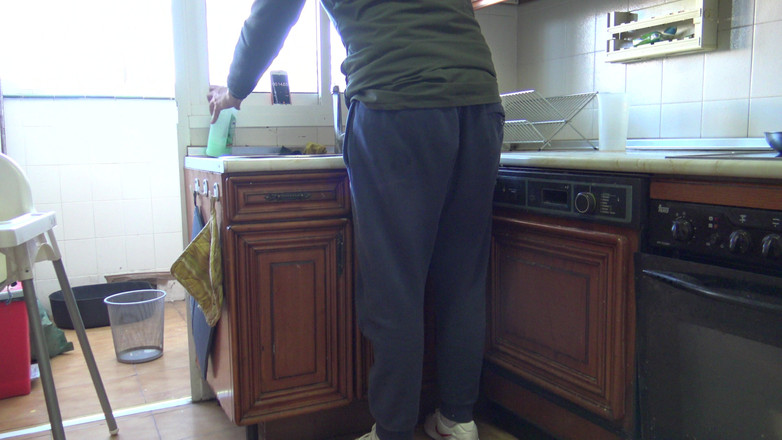 Souzan Halabi: 継息子がキッチンで継母を激しくファック