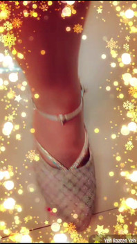 My Girlfriend Still Went Hotels Room with Clients