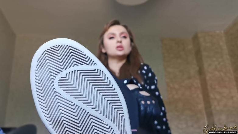 Goddess Lena: Snot and socks