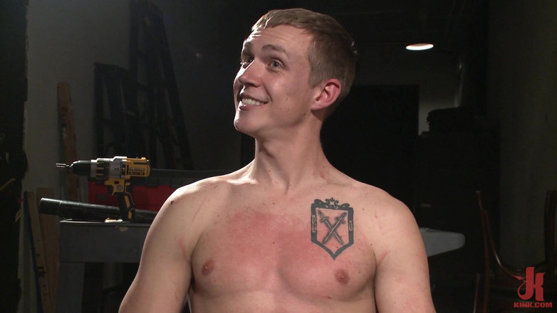 Kink Men Classics: Zane anders: hetero-südstaaten-junge erträgt einen harten schläge und arschfick
