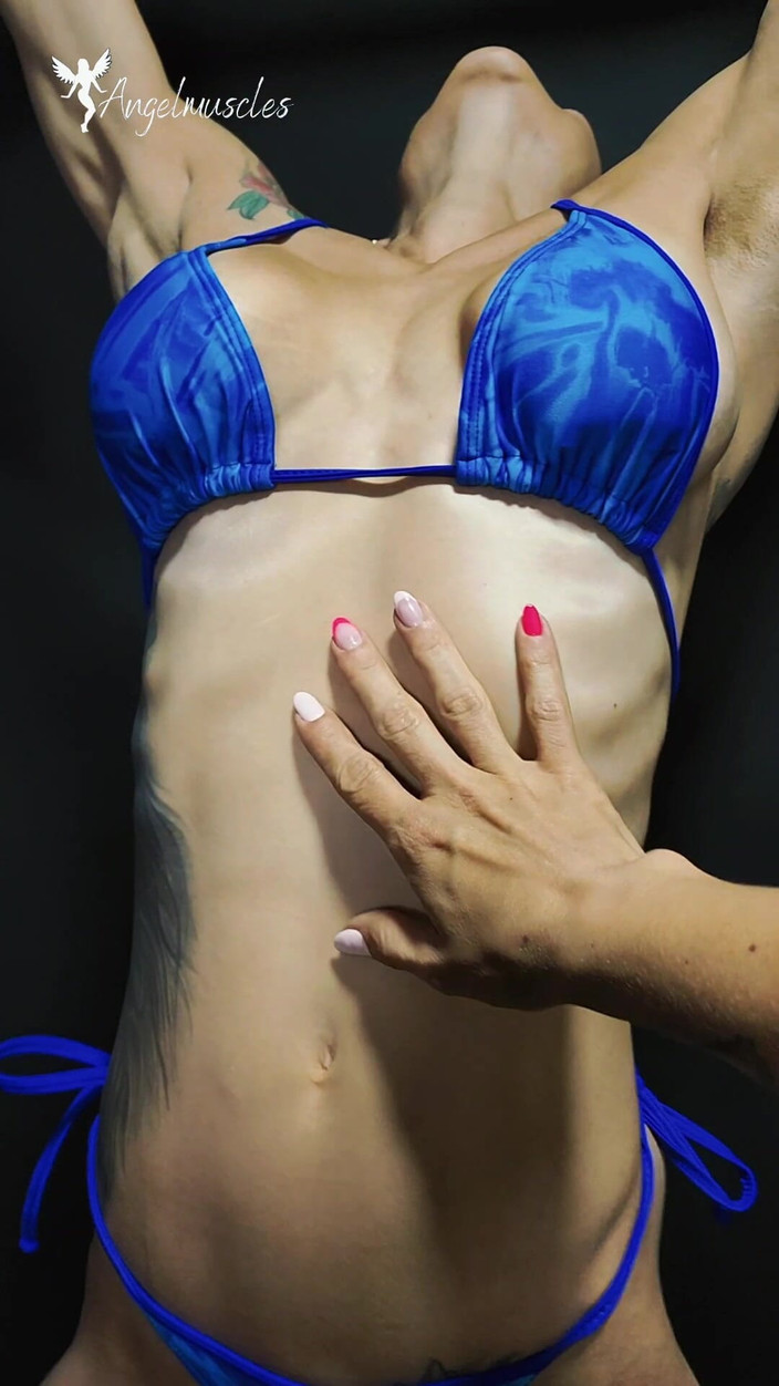 Angelmuscles: Sto penzolando le costole