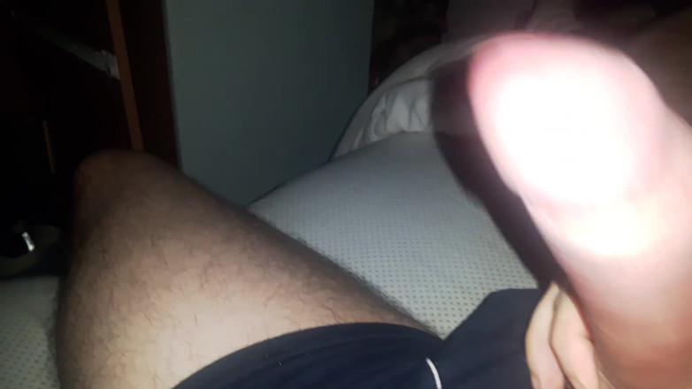 Lo Zborro: Hai, aku muncrat di topengmu (joi italia untuk gadis-gadis)